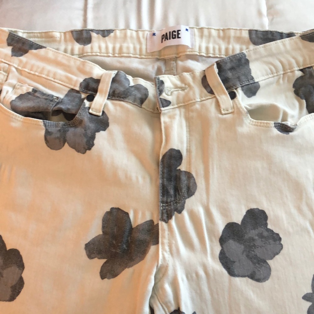 Paige Flower Jeans. Size 29